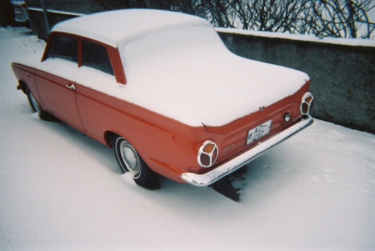 F1010021