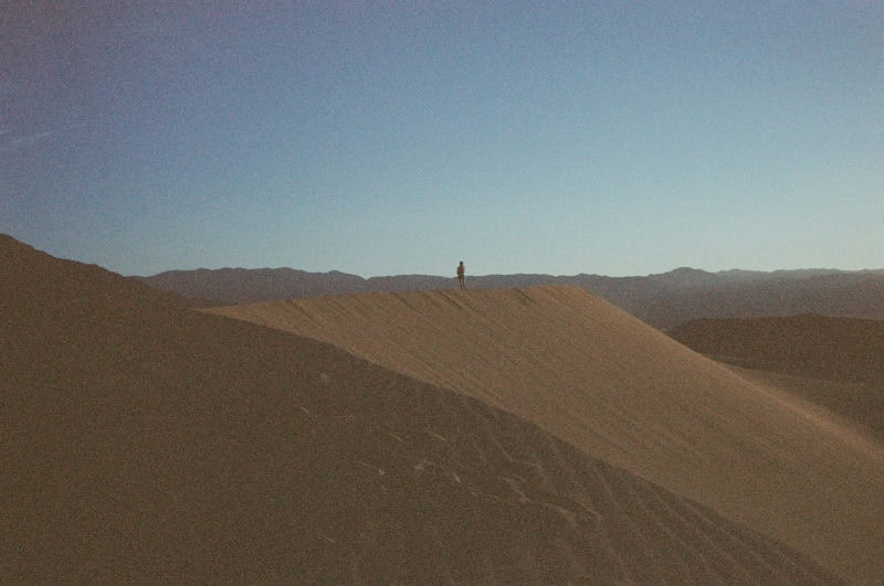 Lorenz Underexposed Desert 13