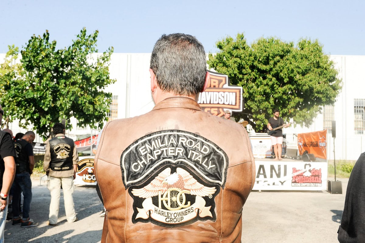 Antonio Ragni identifies the myth of wild and desolate America