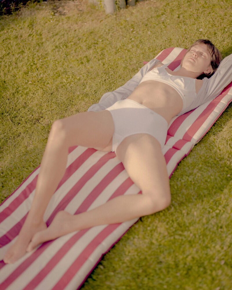Nolwenn Le Flanchec Haus Am Strand C41magazine Photography 2