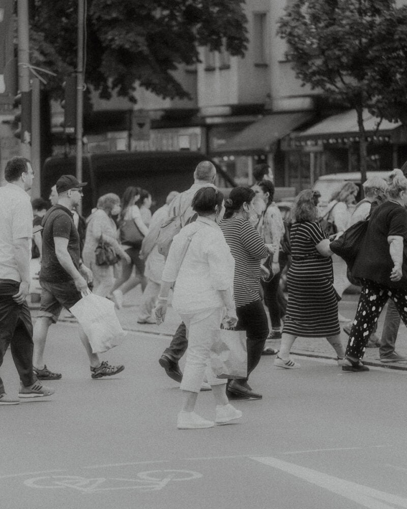 Fußgängerampel Wilmersdorfer Str./Kantstraße, Berlin.