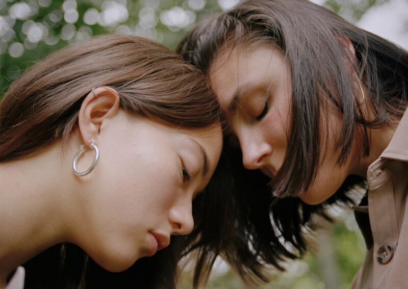 Melissa Schriek ODE: An Exploration Of The Dynamics Of Female Friendship C41magazine Photography 3