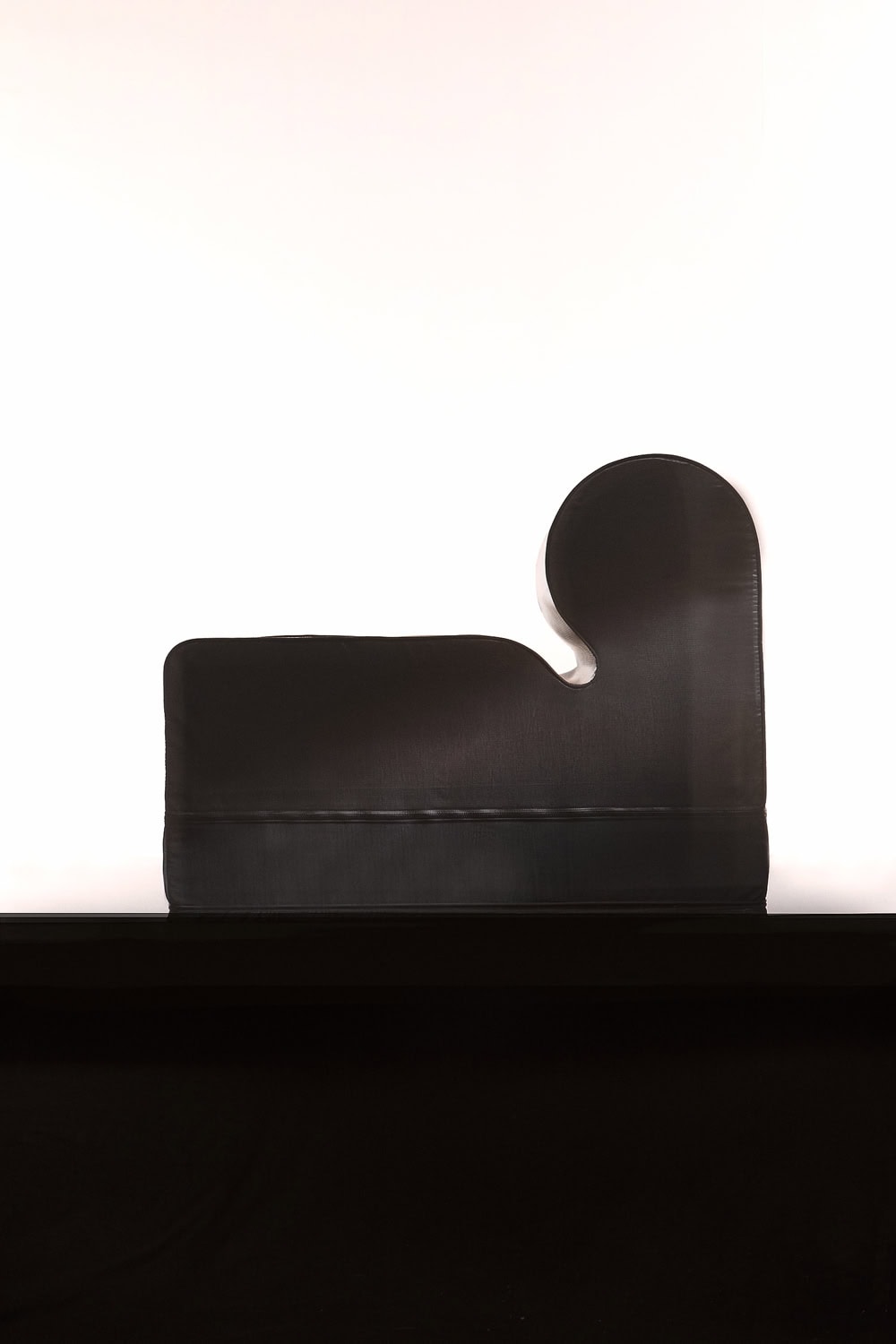 Cutted Clouds: Finemateria reinvents the polyurethane foam sofa :  DesignWanted